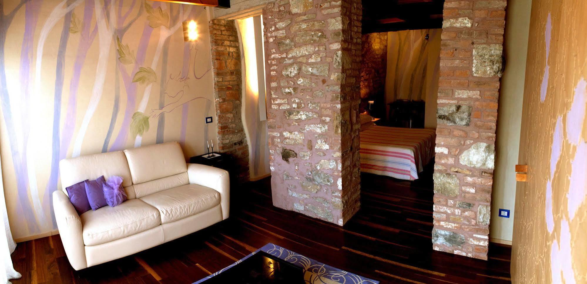 Dimora Le Nove Fate Hotel Bergamo Exterior foto